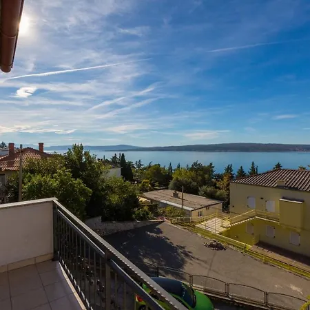 Domino R دْغاماي