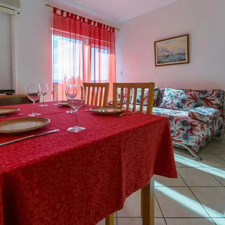 بيت ضيافة Domino R