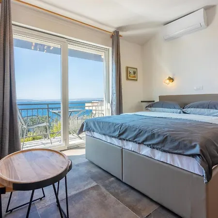 Domino R دْغاماي