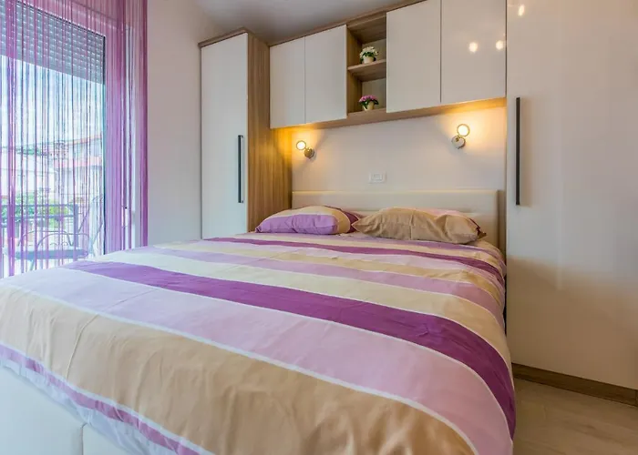 Domino R ゲストハウス